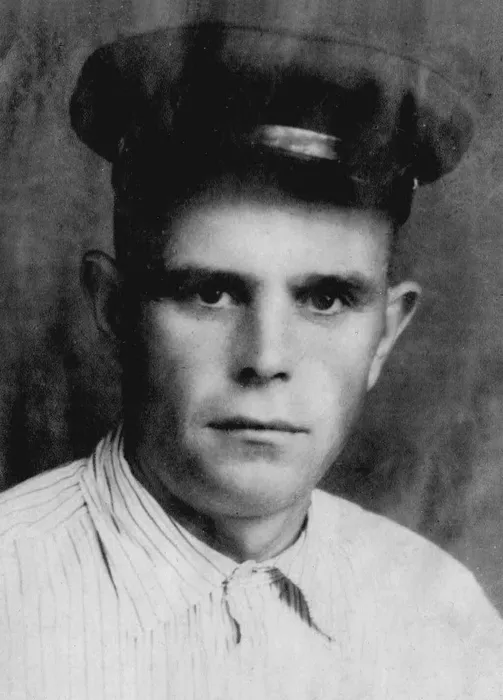 Цветков Пётр Логвинович